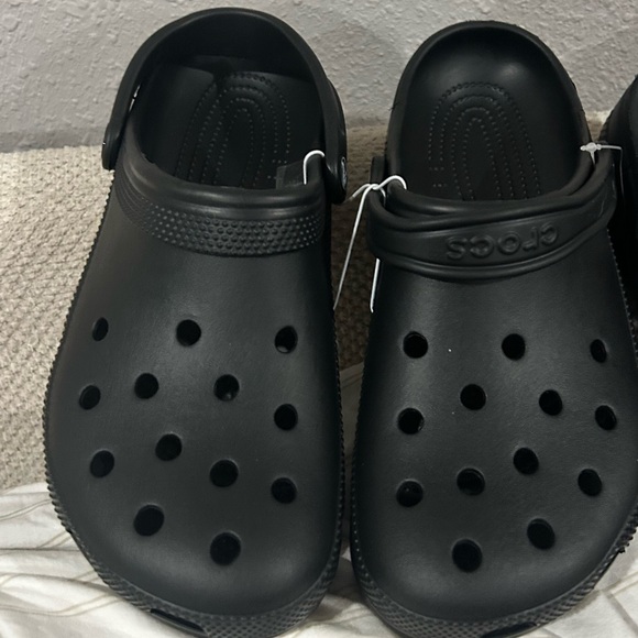 Crocs black 9 men 11 women- new - no tag. - Picture 1 of 4